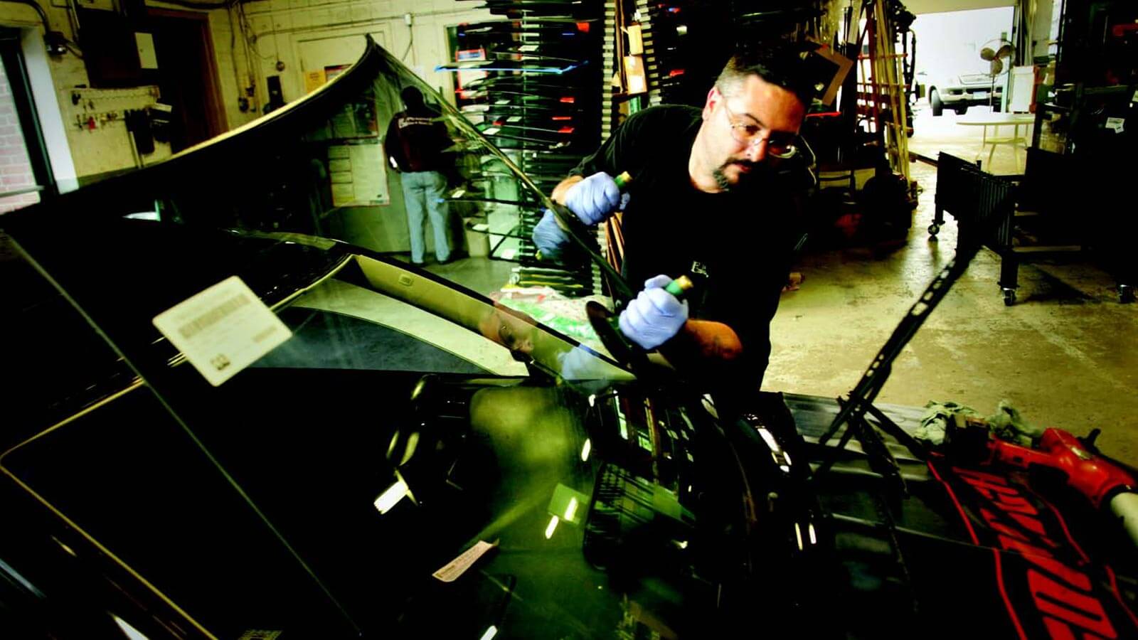 Windshield Repair and Replacement Bristol, Danbury, Fairfield, Middletown, New Haven